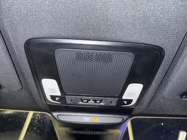 Used 2025 Honda HR-V Sport image 28