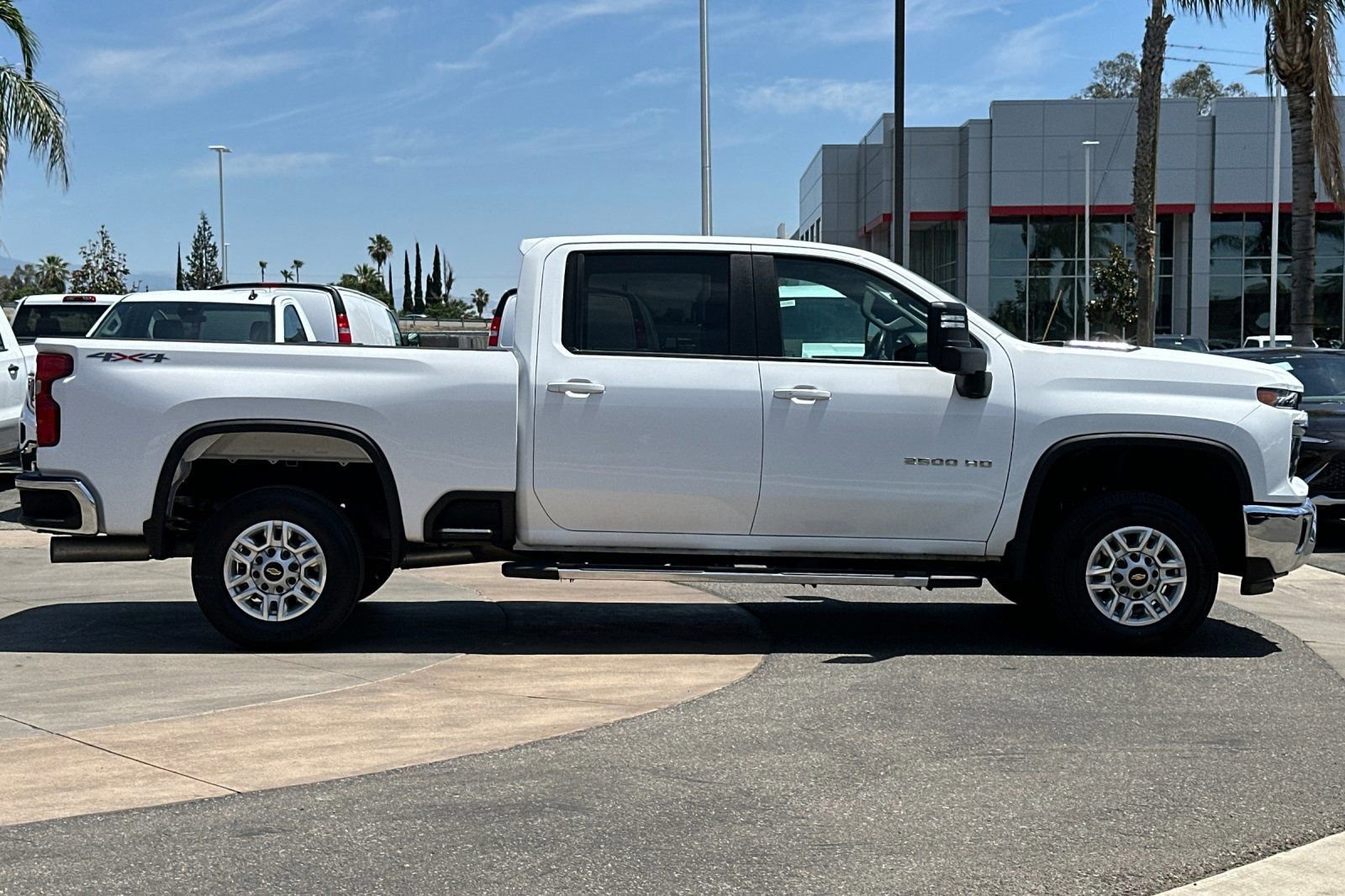 Certified 2025 Chevrolet Silverado 2500 LT w/ Convenience Package AWD/4WD image 3