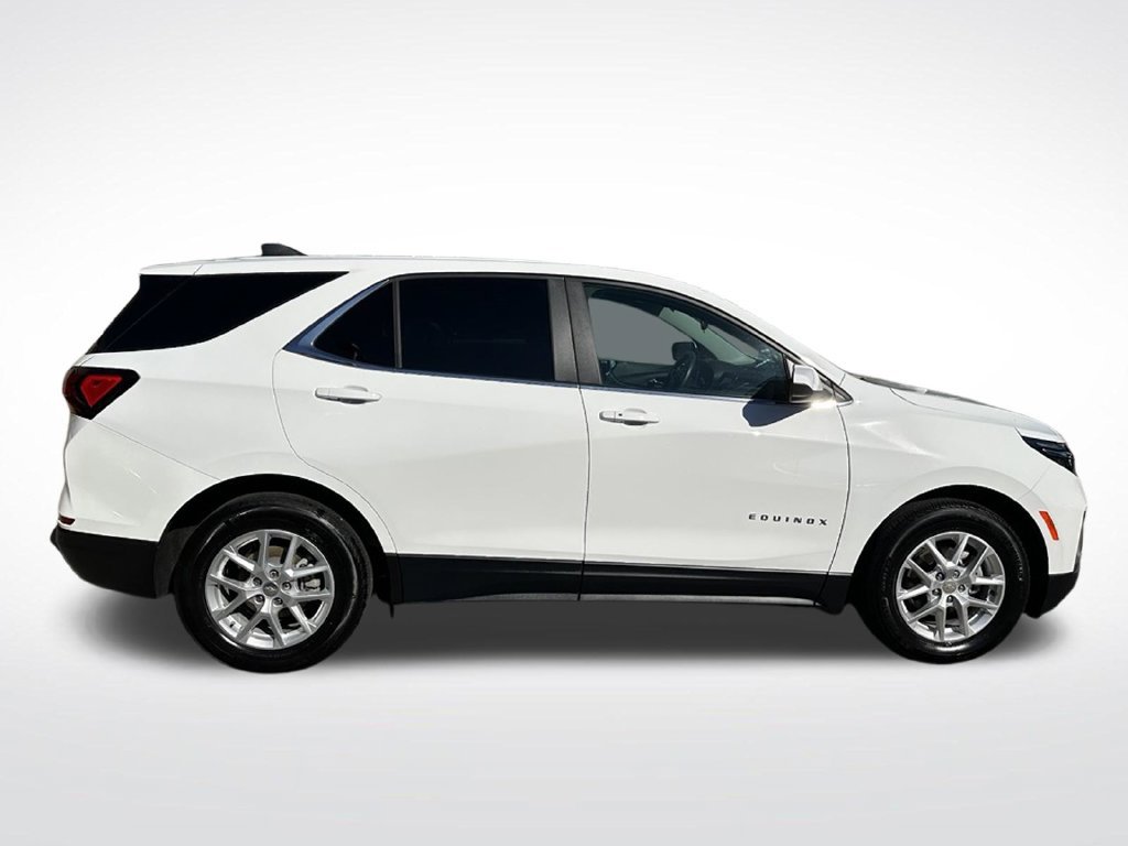 Used 2024 Chevrolet Equinox LT FWD image 7