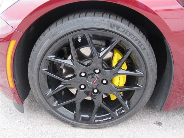 Used 2019 Chevrolet Corvette Stingray Coupe w/ 2LT Preferred Equipment Group image 5