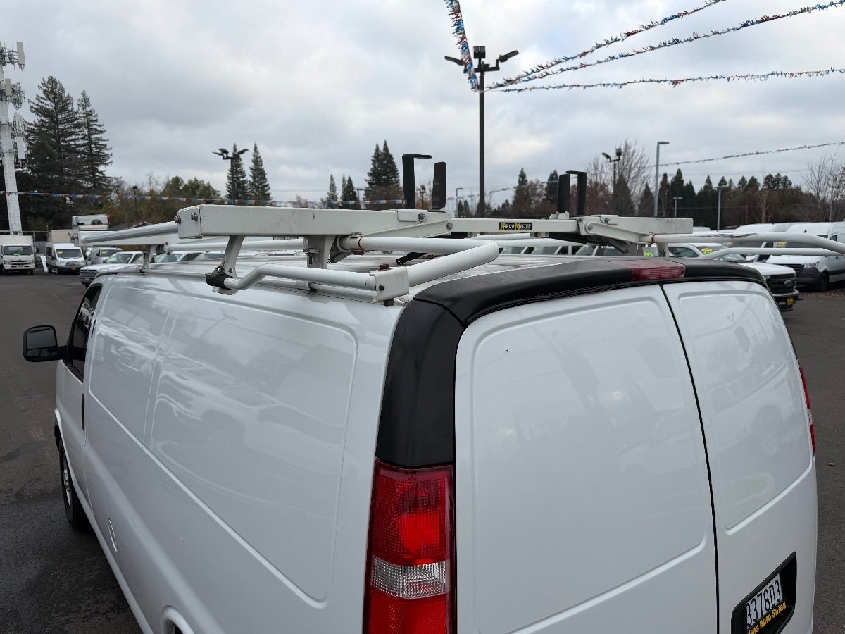 Used 2021 Chevrolet Express 2500 w/ Driver Convenience Package RWD image 18