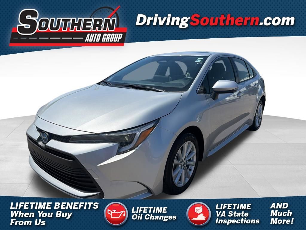 Used 2025 Toyota Corolla XLE