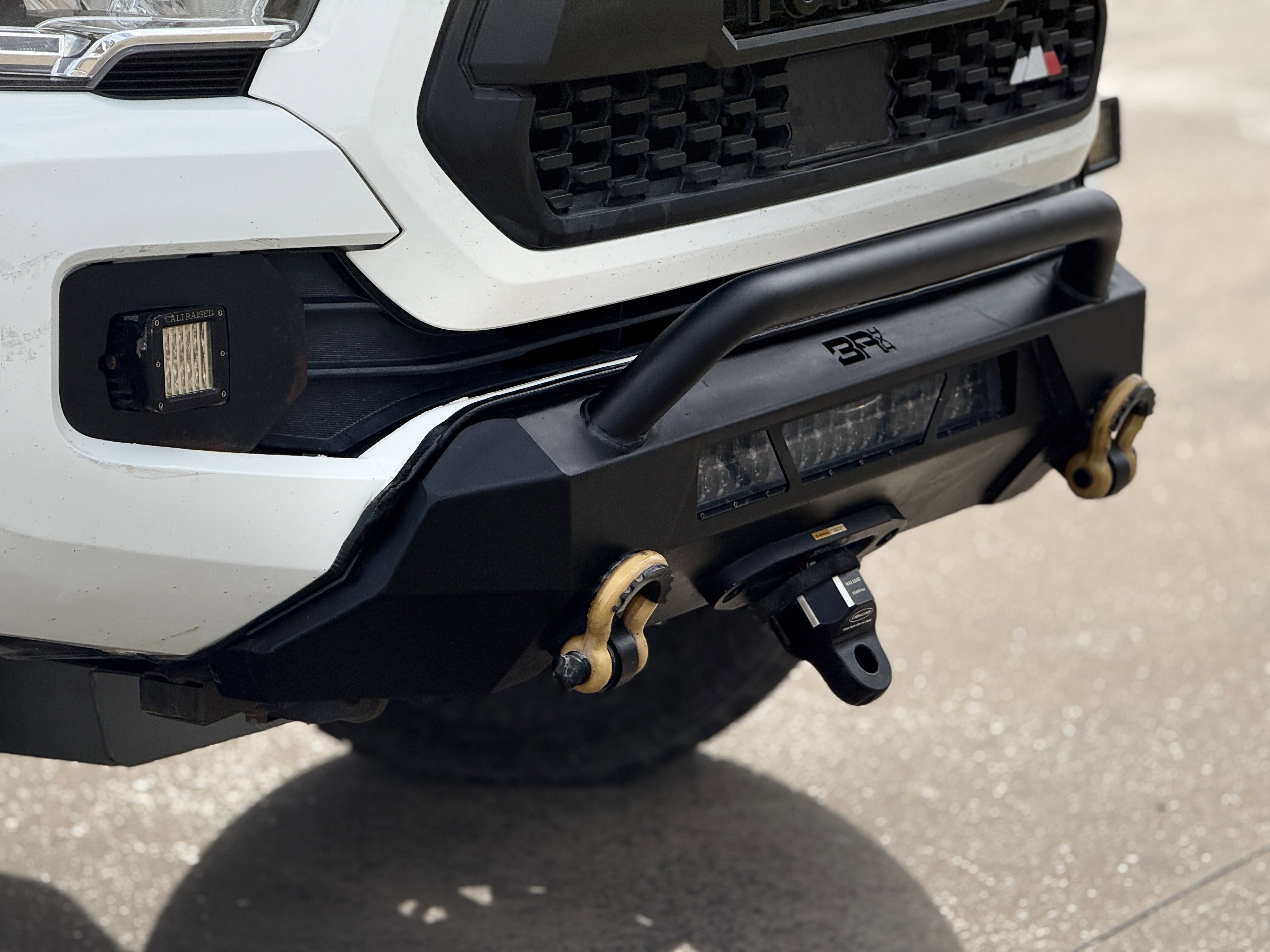 Used 2019 Toyota Tacoma TRD Off-Road w/ Technology Package AWD/4WD image 6