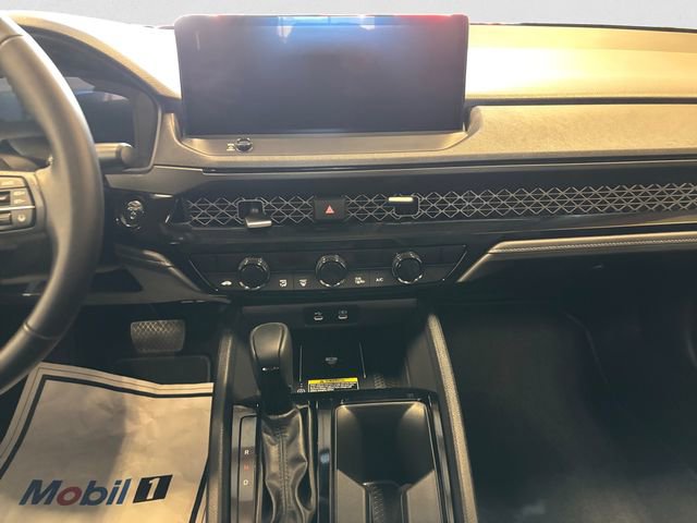 Used 2025 Honda Accord EX-L image 12