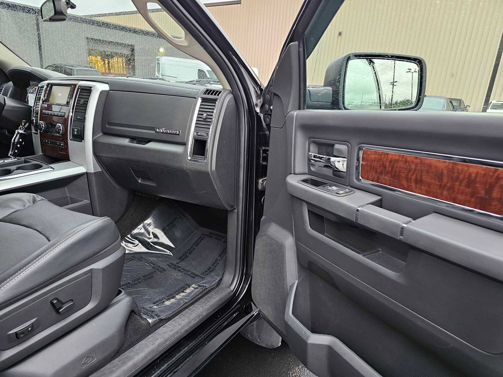 Used 2011 RAM 1500 Laramie w/ Protection Group image 10