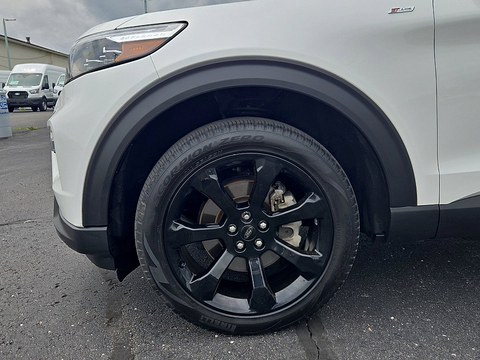 Certified 2024 Ford Explorer ST-Line w/ Class IV Trailer Tow Package AWD/4WD image 26