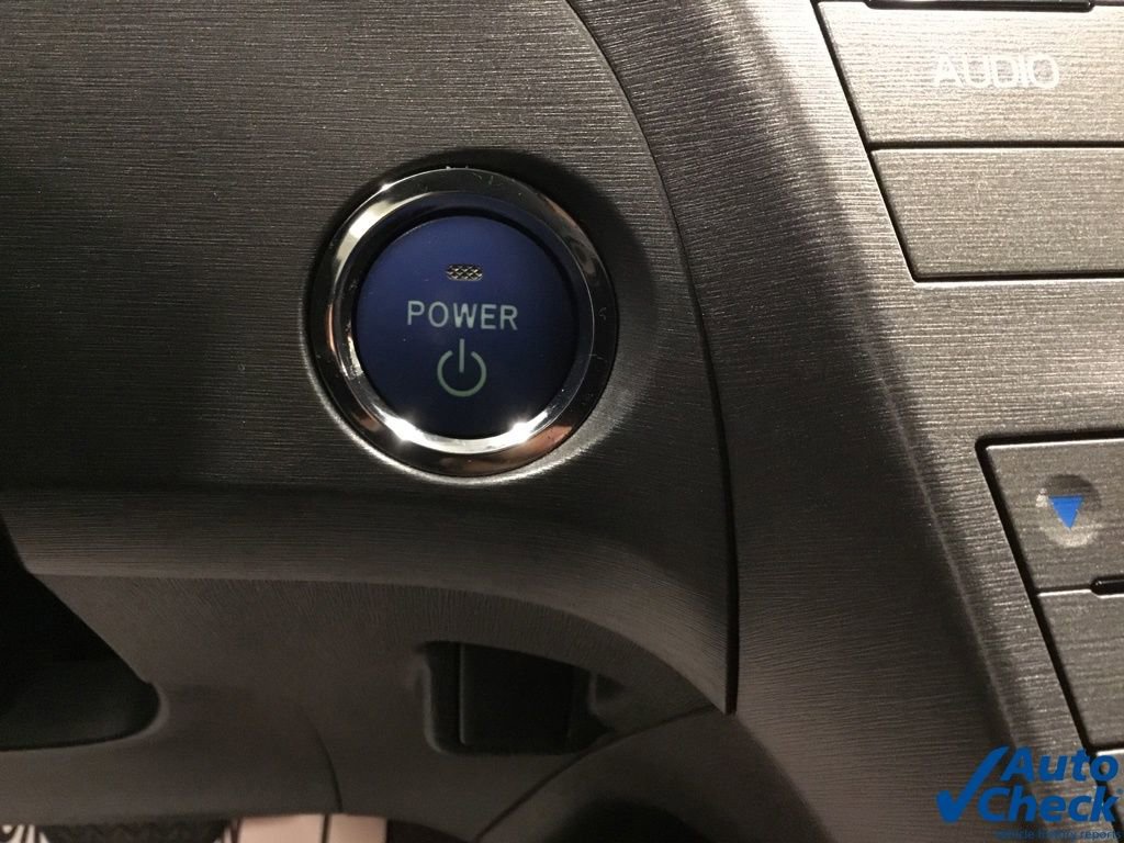 Used 2015 Toyota Prius Three w/ Solar Roof Package image 49