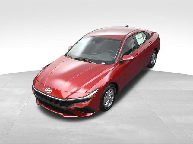 Certified 2026 Hyundai Elantra SE FWD image 24