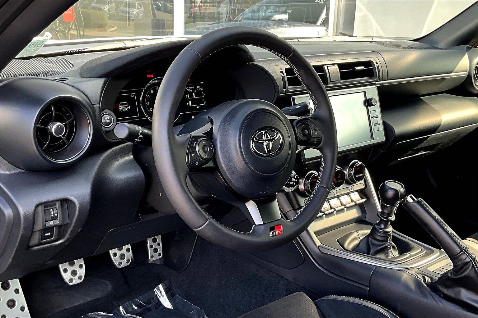 Used 2024 Toyota GR86 Premium image 14