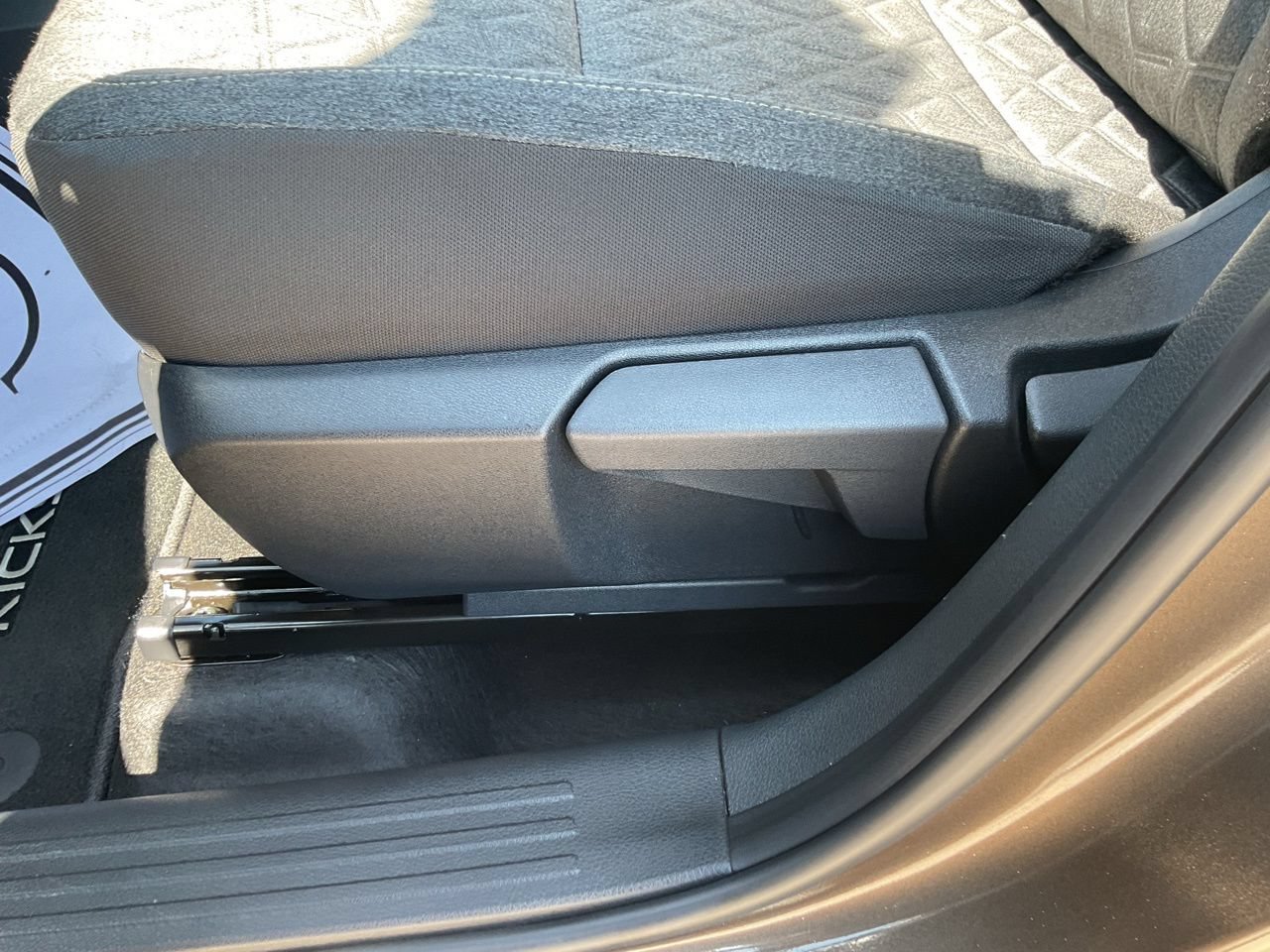 Certified 2026 Nissan Kicks SV FWD image 9