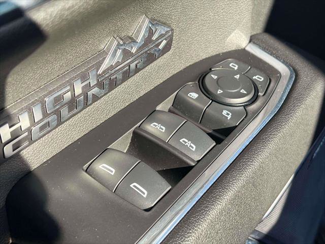 Used 2023 Chevrolet Silverado 1500 High Country image 16