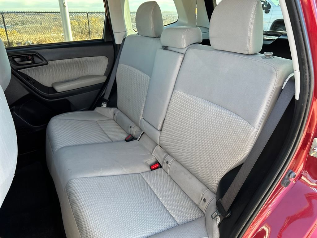 Used 2018 Subaru Forester 2.5i Premium w/ All-Weather Package image 27