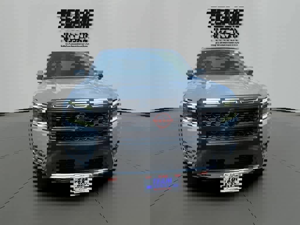 New 2025 Nissan Frontier PRO-4X image 2