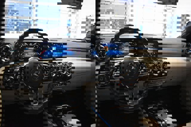 Used 2021 Mercedes-Benz CLA 250 CLA 250 4matic image 25