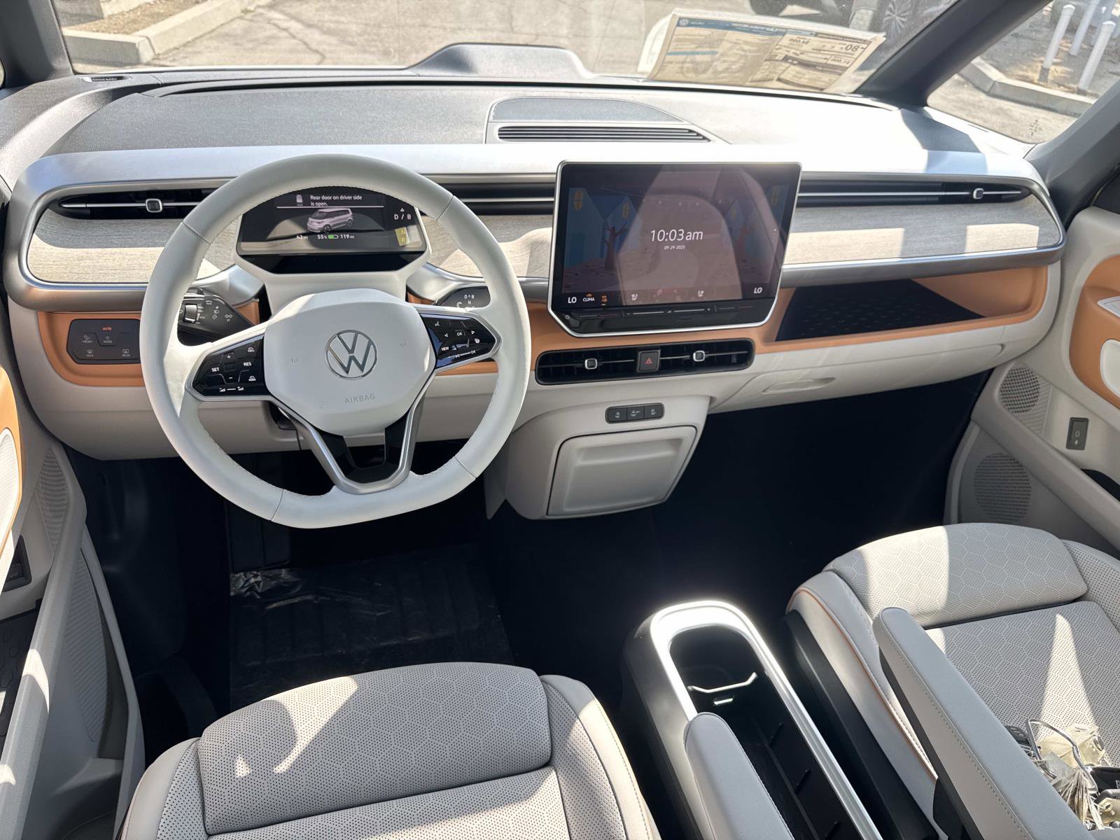 New 2025 Volkswagen ID. Buzz 1st Edition image 8