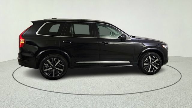 New 2026 Volvo XC90 B5 Core AWD/4WD image 8