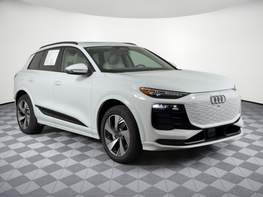 Certified 2025 Audi Q6 e-tron Premium Plus w/ Premium Plus AWD/4WD image 7