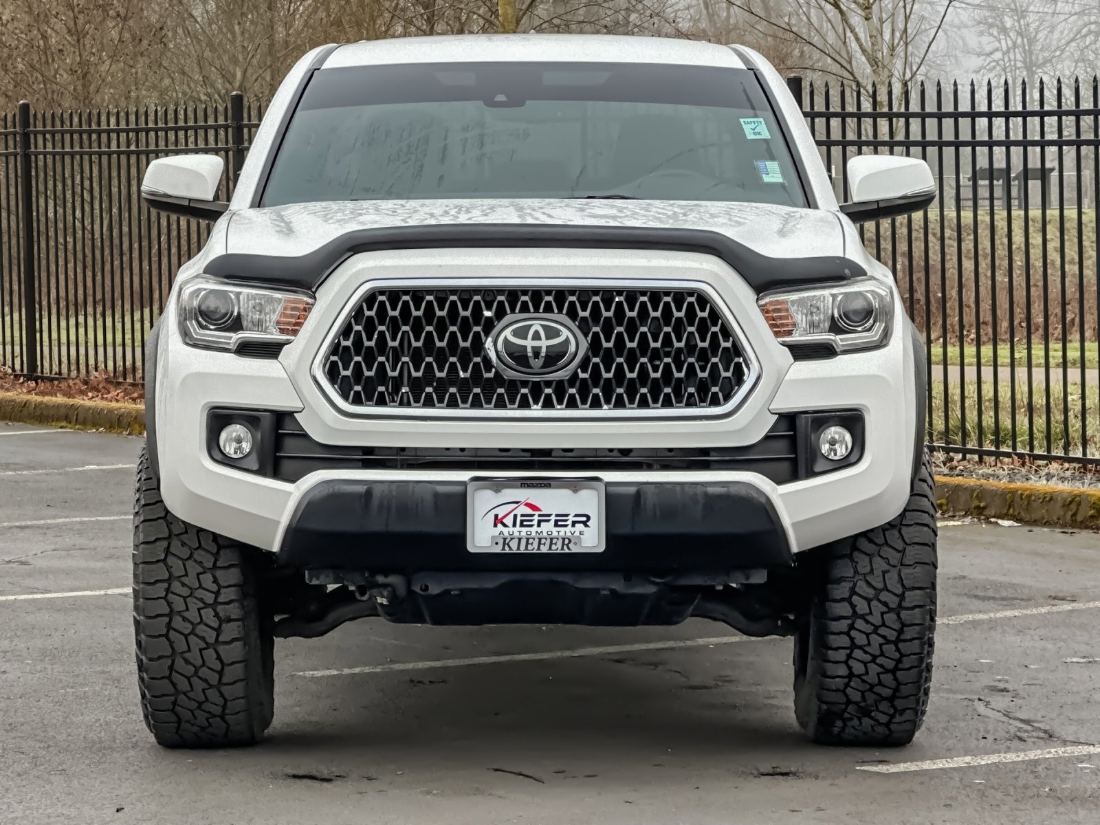 Used 2019 Toyota Tacoma TRD Off-Road image 8