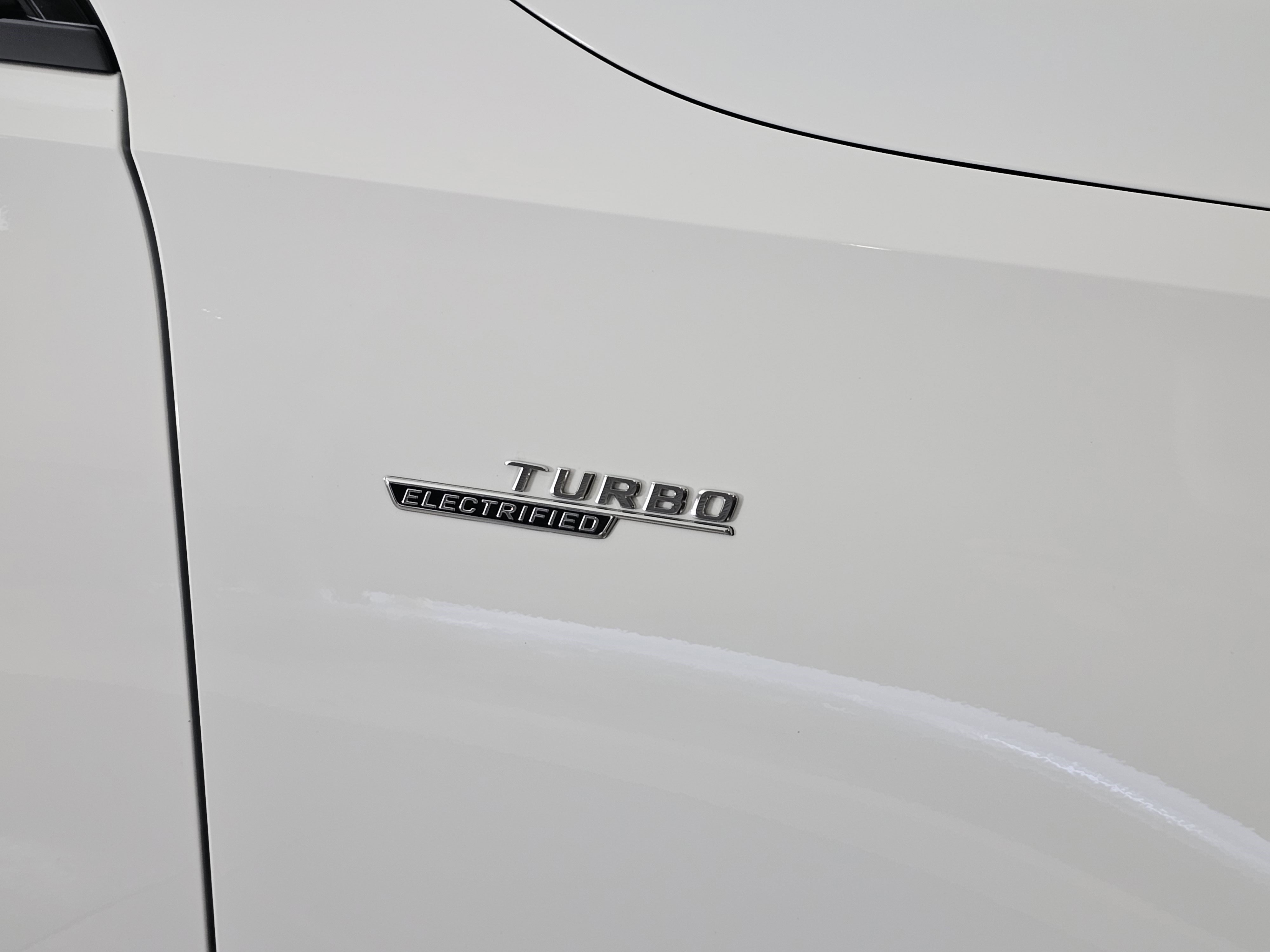 Certified 2024 Mercedes-Benz C 43 AMG 4MATIC Sedan image 47