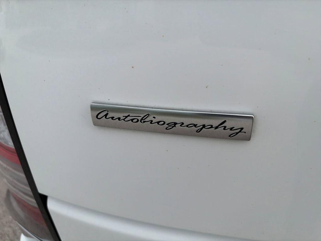 Used 2015 Land Rover Range Rover Autobiography AWD/4WD image 7