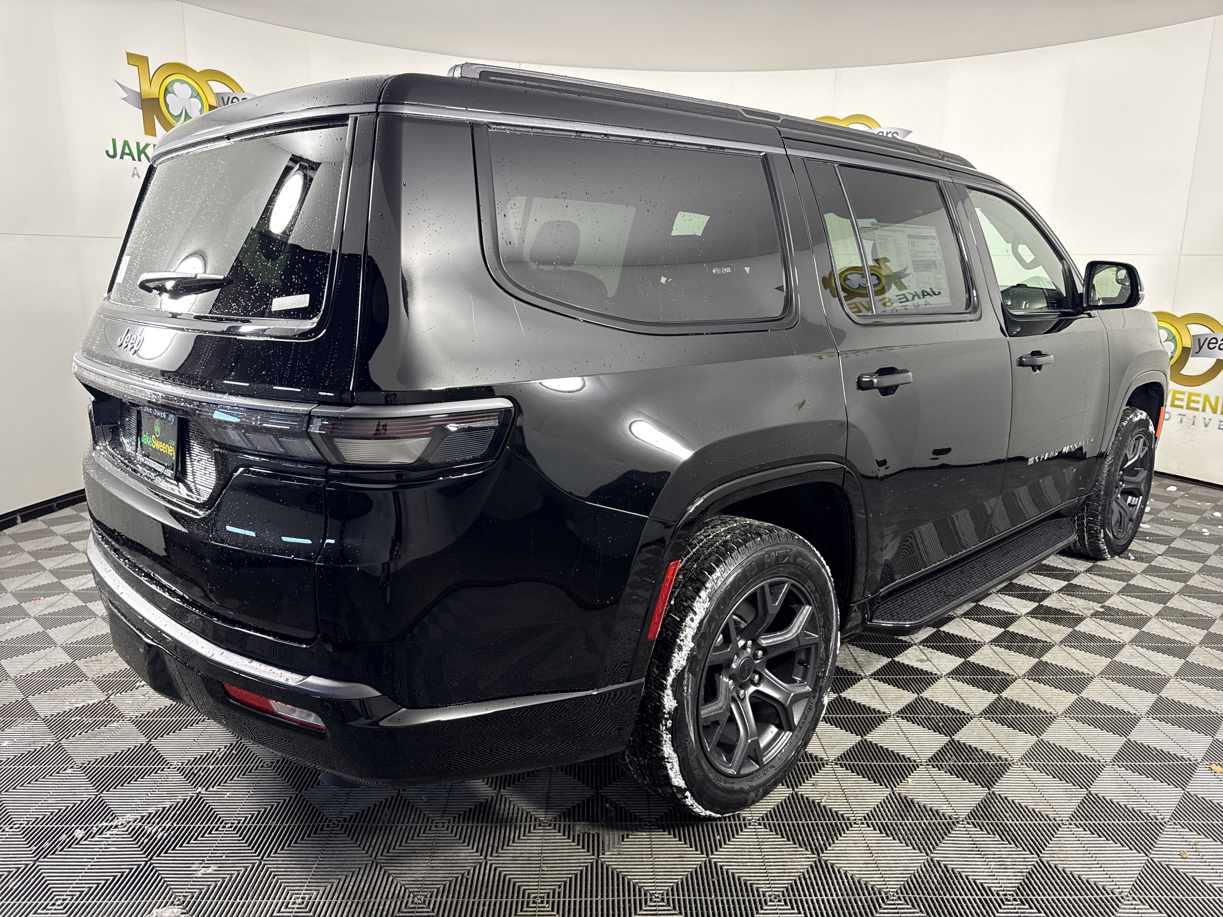 New 2026 Jeep Grand Wagoneer Limited AWD/4WD image 10