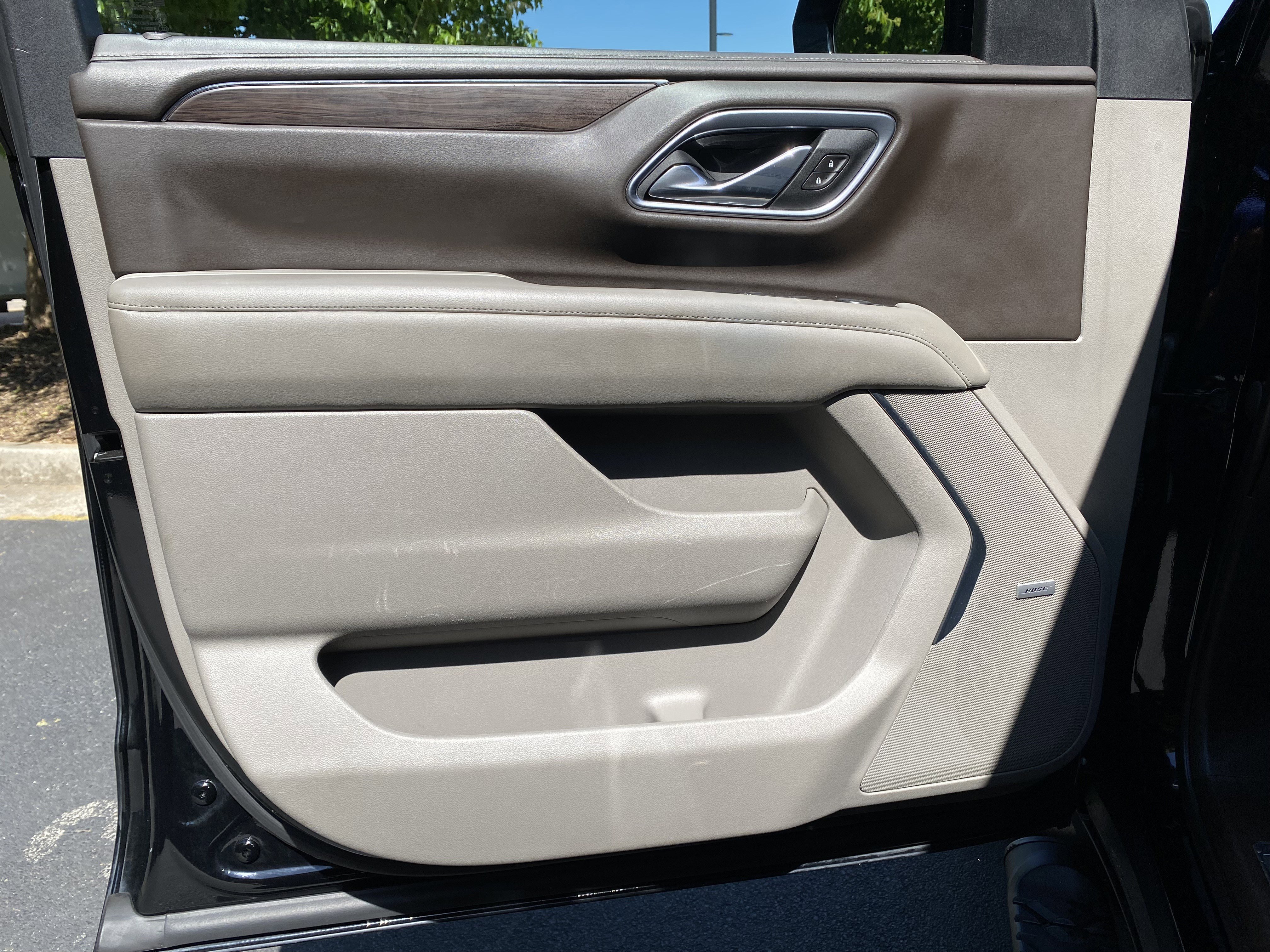 Used 2021 Chevrolet Suburban Z71 w/ Z71 Off-Road Package AWD/4WD image 15