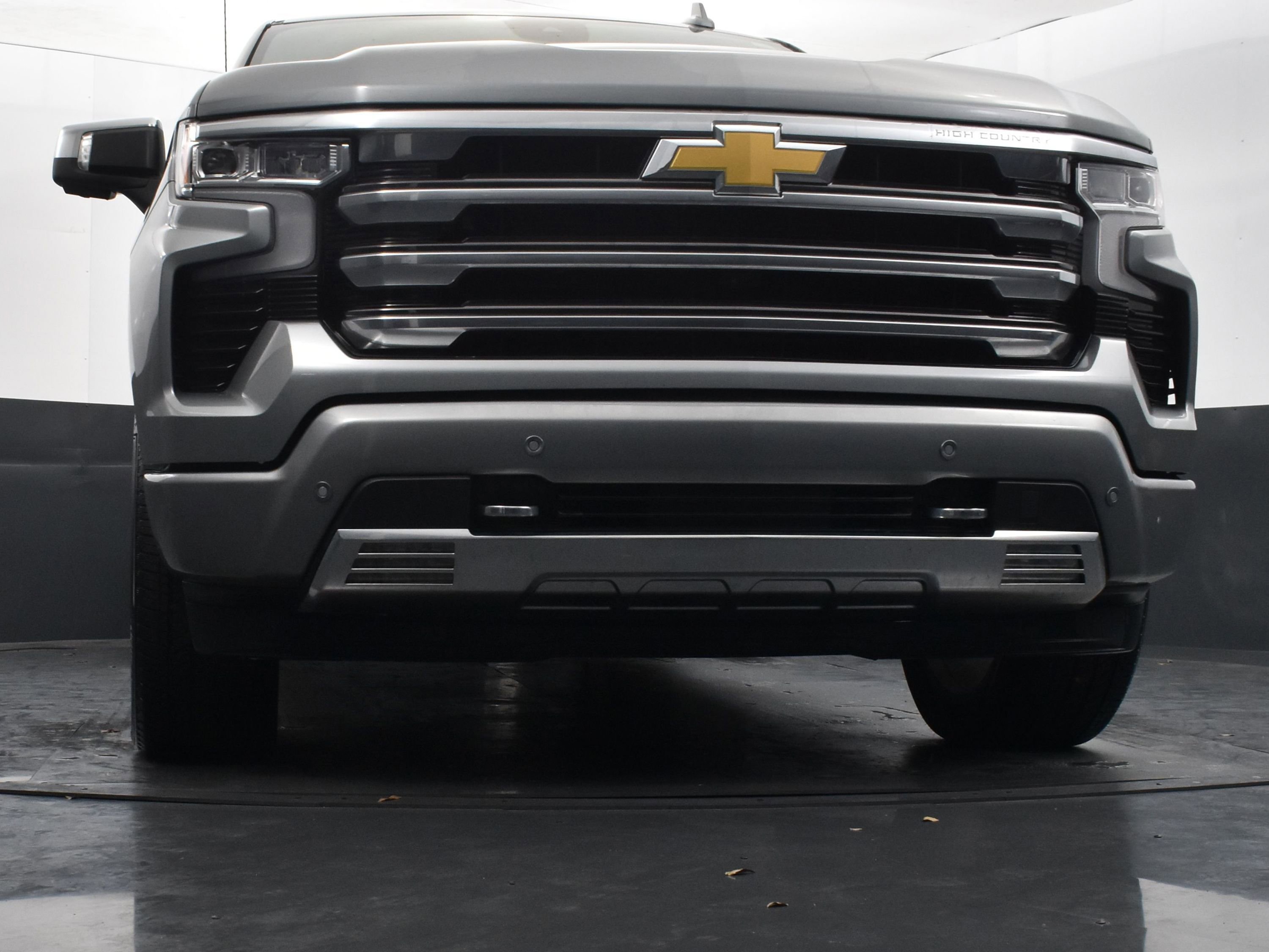 Used 2024 Chevrolet Silverado 1500 High Country AWD/4WD image 41