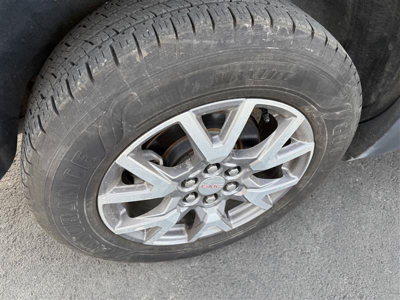 Used 2021 GMC Acadia SLT w/ Trailering Package AWD/4WD image 15