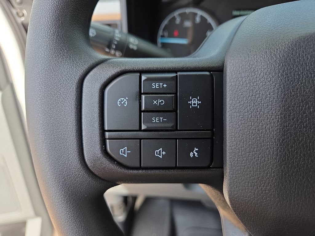 New 2026 Ford F350 XL w/ XL Chrome Package AWD/4WD image 22