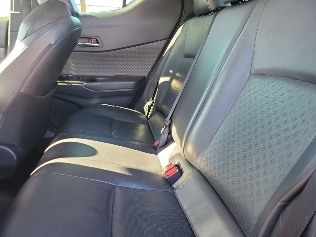 Used 2020 Toyota C-HR Limited FWD image 9