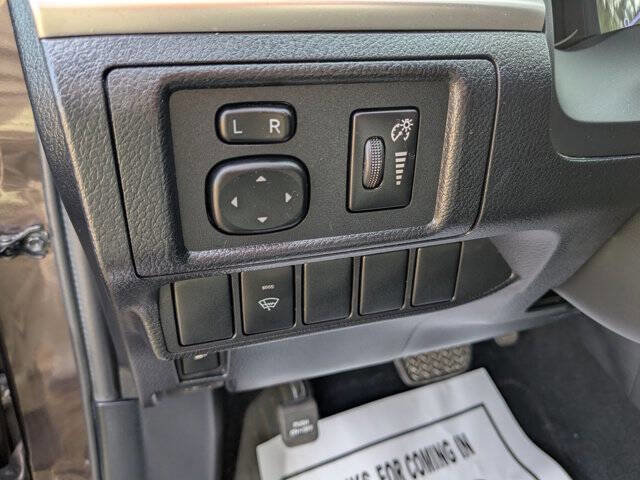 Used 2013 Lexus CT 200h w/ Premium Pkg w/Backup Camera FWD image 18