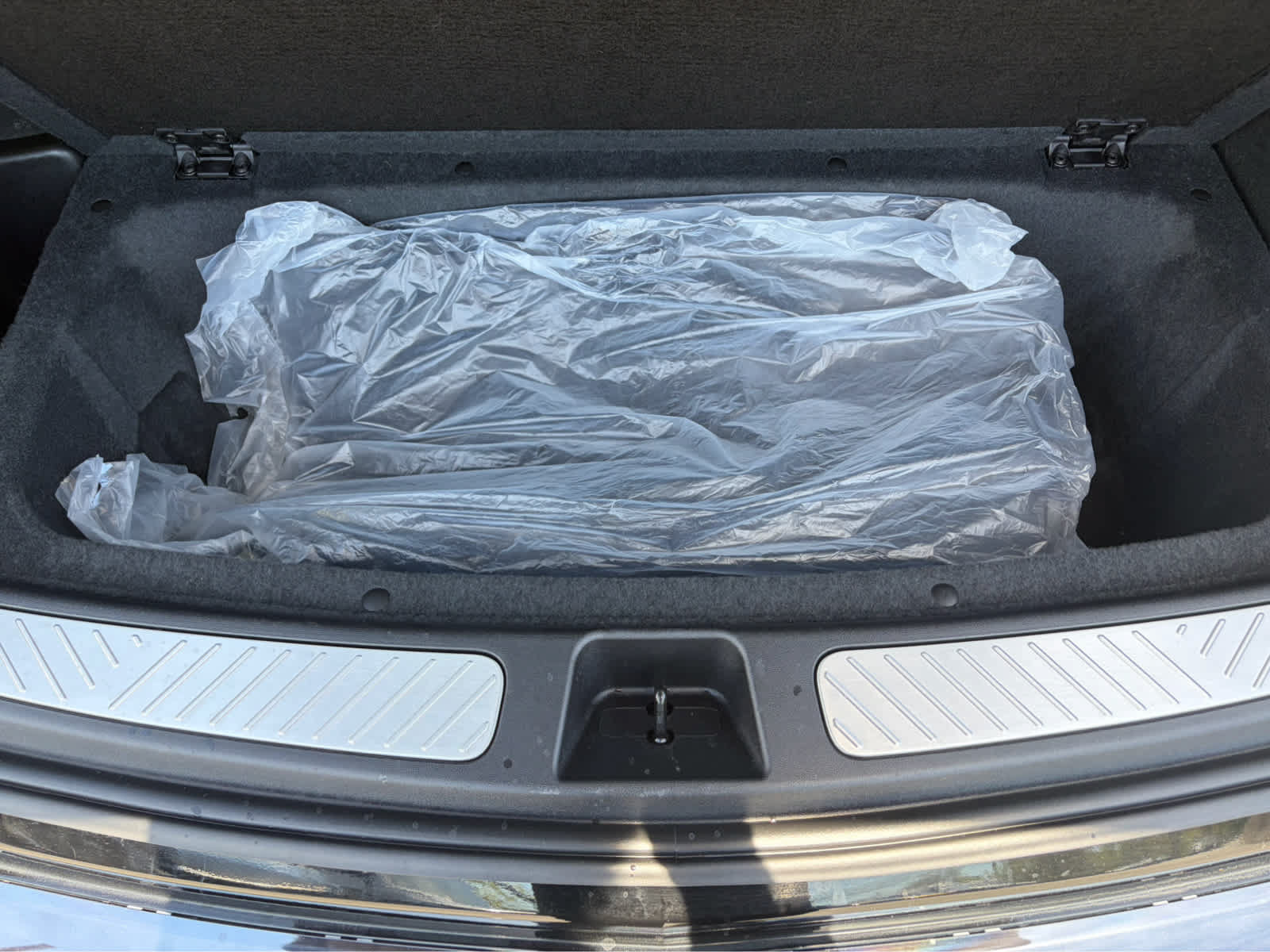 Certified 2026 Cadillac Vistiq Sport w/ LPO, Floor Liner Package AWD/4WD image 28