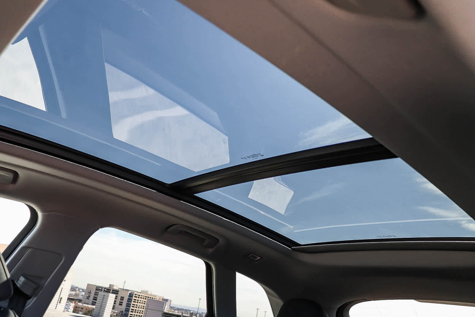 Used 2025 Audi Q5 Premium w/ Convenience Package image 34