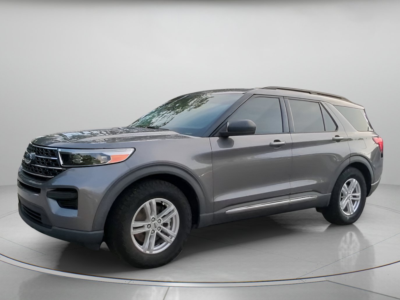 Certified 2021 Ford Explorer XLT RWD image 13