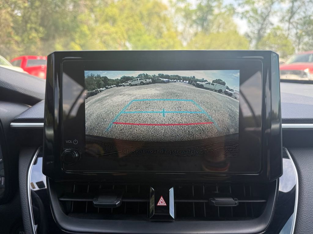 Used 2024 Toyota Corolla Cross SE image 32