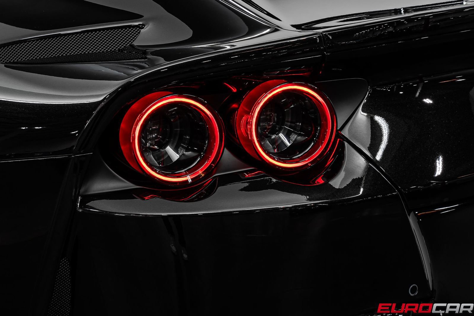 Used 2022 Ferrari 812 GTS RWD image 22
