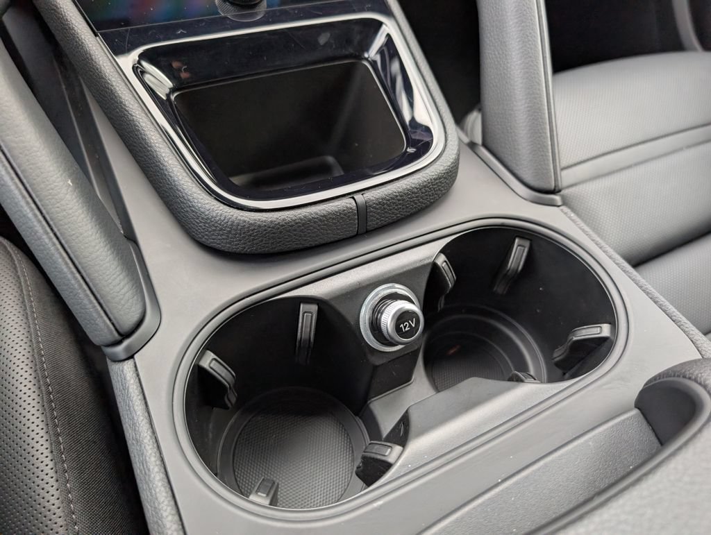 Certified 2025 Porsche Cayenne Coupe AWD/4WD image 18
