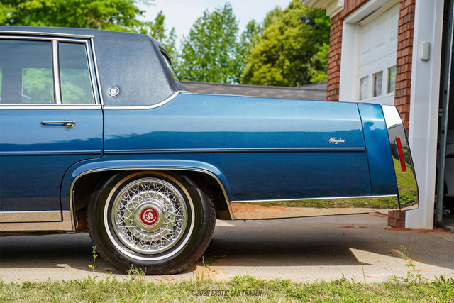 Used 1989 Cadillac Brougham RWD image 5