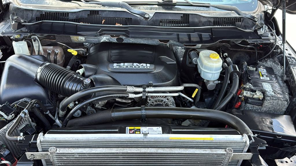 Used 2018 RAM 2500 Laramie w/ Sport Appearance Group AWD/4WD image 34
