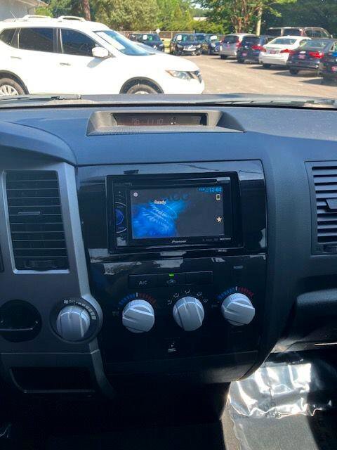 Used 2011 Toyota Tundra 2WD Double Cab image 18