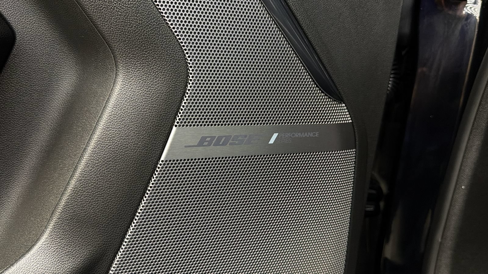 Used 2026 GMC Yukon AT4 Ultimate w/ LPO, Floor Liner Package AWD/4WD image 25