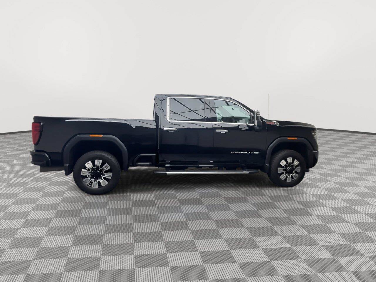 Certified 2025 GMC Sierra 2500 Denali w/ Denali Reserve Package AWD/4WD image 48