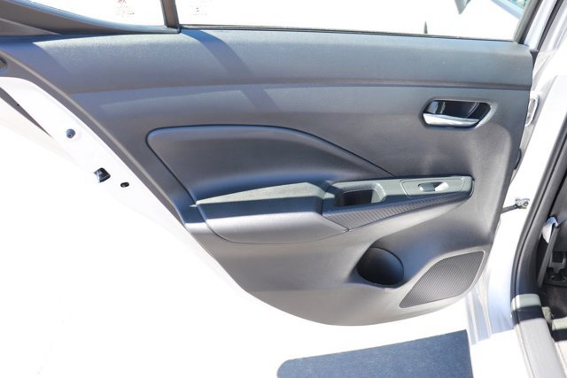 Used 2025 Nissan Versa SV FWD image 11