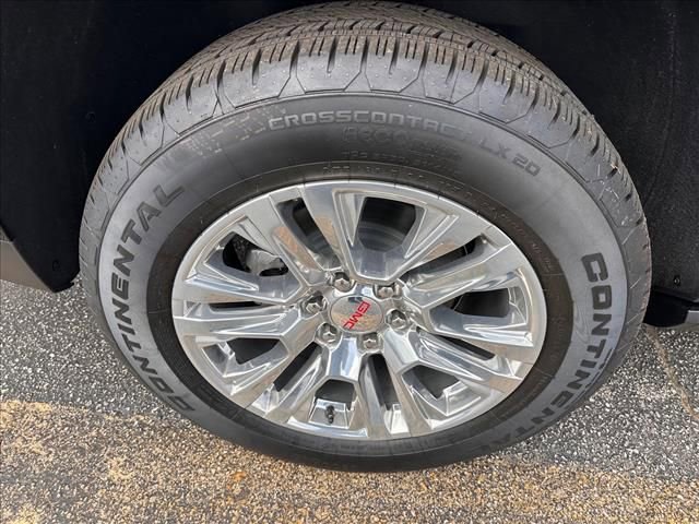 New 2026 GMC Yukon XL Denali w/ Sun & Power Step Package image 12