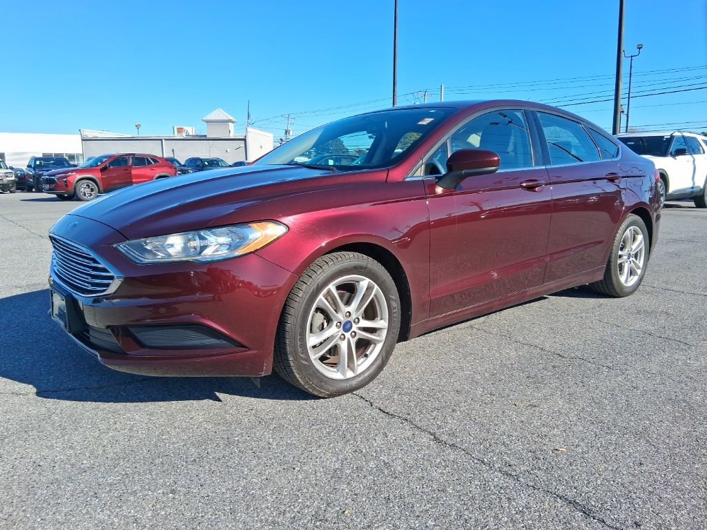 Used 2018 Ford Fusion SE w/ Fusion SE Technology Package