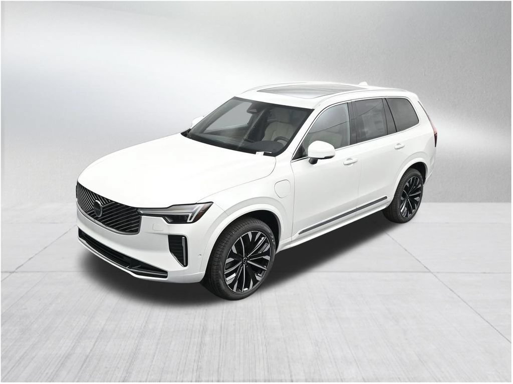 New 2026 Volvo XC90 T8 Plus w/ Protection Package Premier AWD/4WD image 13