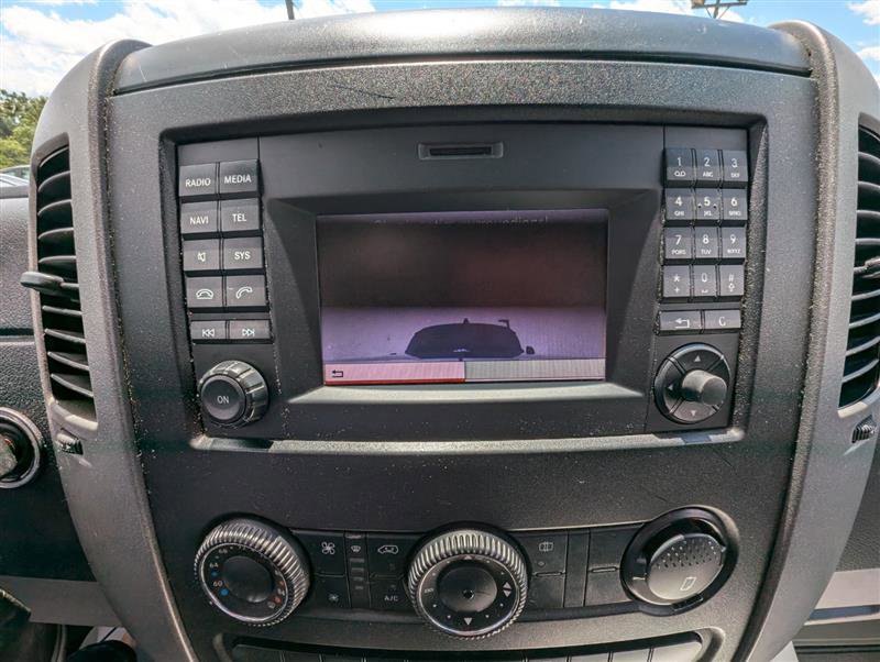 Used 2014 Freightliner Sprinter 3500 image 40