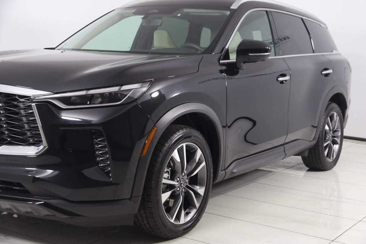 Used 2023 INFINITI QX60 Luxe w/ Cargo Package AWD/4WD image 56