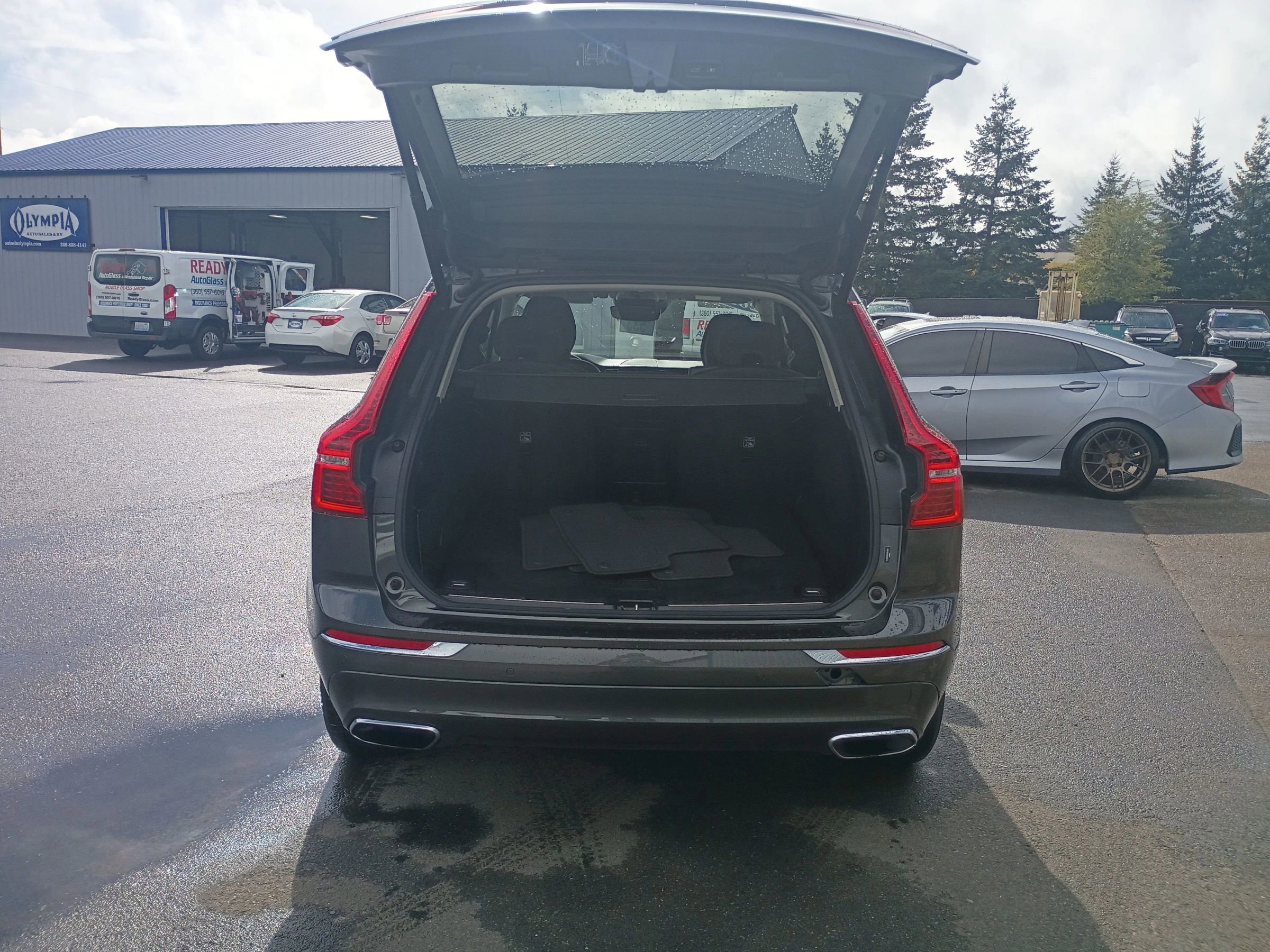 Used 2021 Volvo XC60 T8 Inscription Expression AWD/4WD image 12