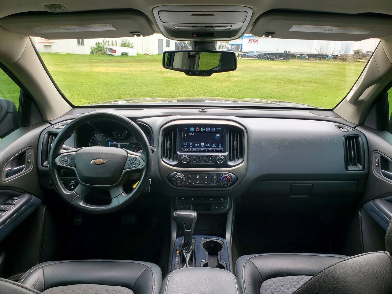 Used 2018 Chevrolet Colorado Z71 AWD/4WD image 14